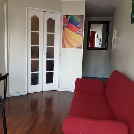 Departamento Paseo Bulnes Metro La Moneda Apartman Santiago Kültér fotó