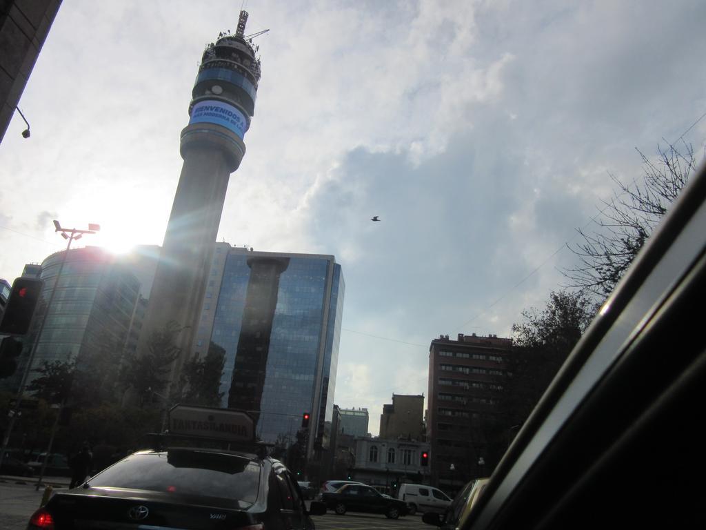 Departamento Paseo Bulnes Metro La Moneda Apartman Santiago Kültér fotó