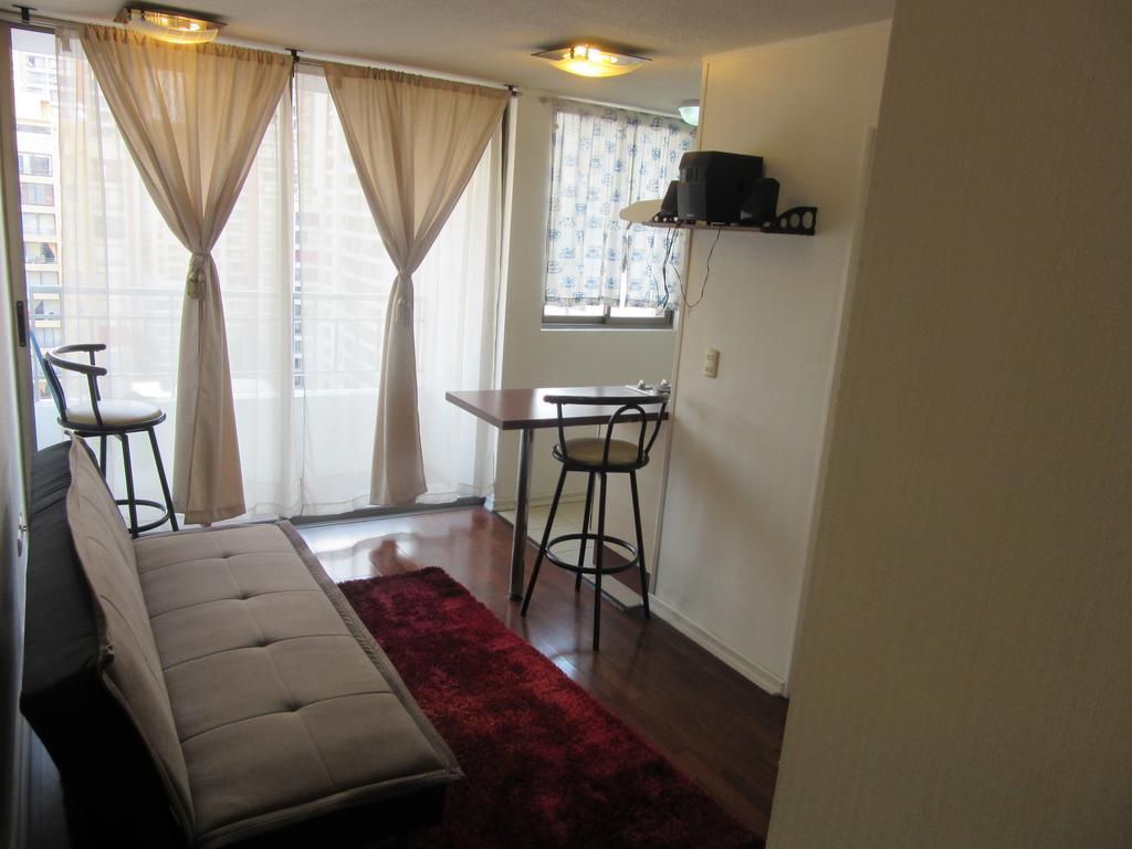 Departamento Paseo Bulnes Metro La Moneda Apartman Santiago Kültér fotó
