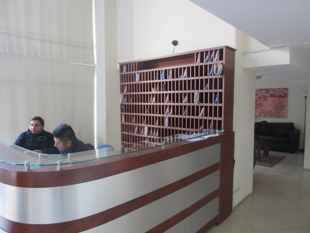 Departamento Paseo Bulnes Metro La Moneda Apartman Santiago Kültér fotó