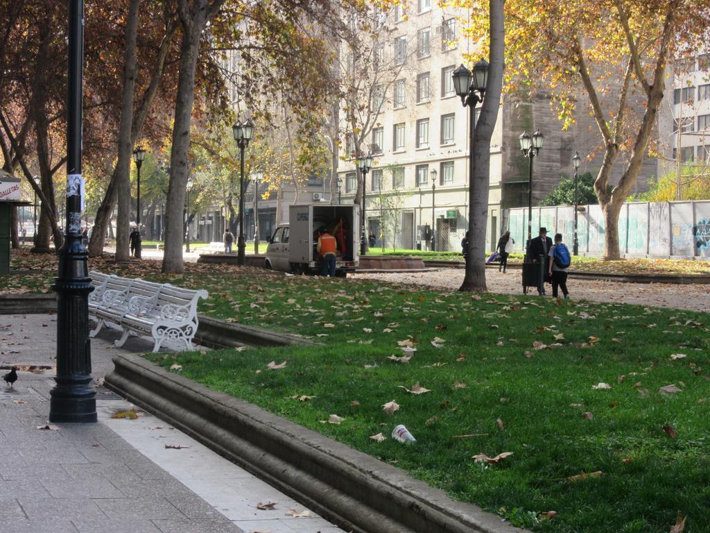 Departamento Paseo Bulnes Metro La Moneda Apartman Santiago Kültér fotó