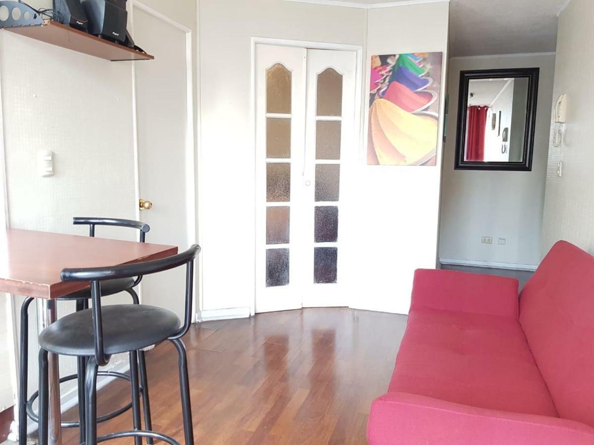 Departamento Paseo Bulnes Metro La Moneda Apartman Santiago Kültér fotó